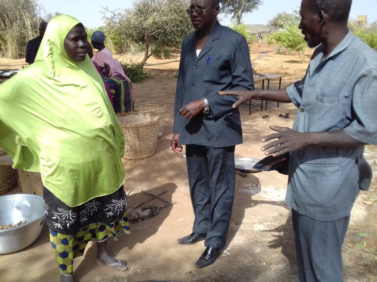 Ce matin une équipe du BRMN NIGER a visité l’entreprise TRANSFORMA-DAMARI qui s’est lancée dans la transformation du manioc dans la commune rurale de Youri, Département de Kollo.